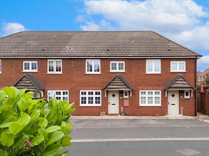 3 Bedroom Terraced House For Sale In Bedford Drive, Sherburn In Elmet, Leeds, LS25