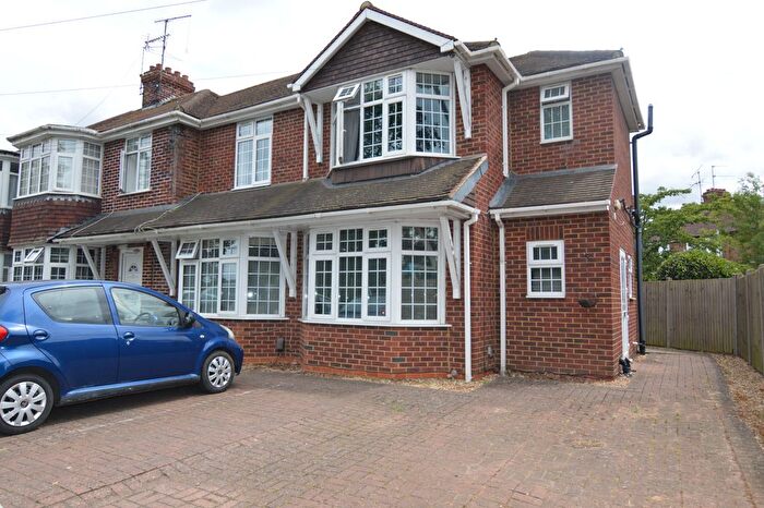 1 Bedroom Flat To Rent In London Road, Earley, RG6