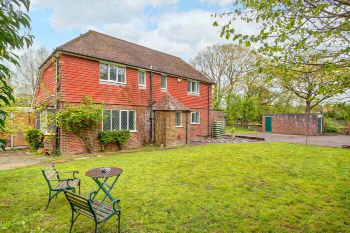 4 Bedroom Detached House For Sale In Lower Dicker, BN27