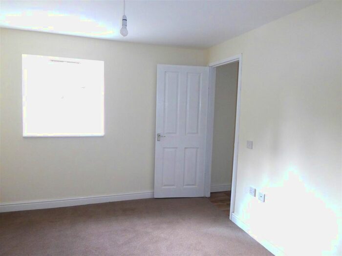 2 Bedroom Detached Bungalow To Rent In Station Road, Stalbridge, Sturminster Newton, DT10