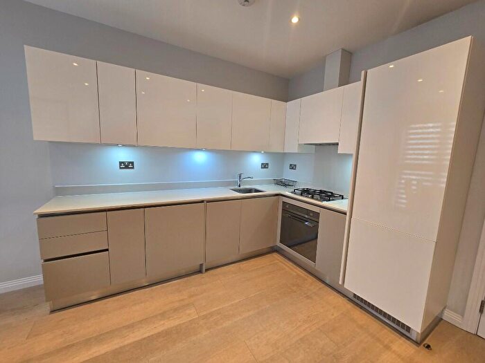 2 Bedroom Flat To Rent In Hargrave Place, London, N7