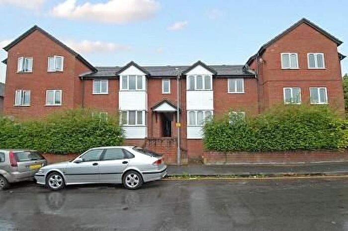 2 Bedroom Flat To Rent In Abercromby Court, High Wycombe, HP12