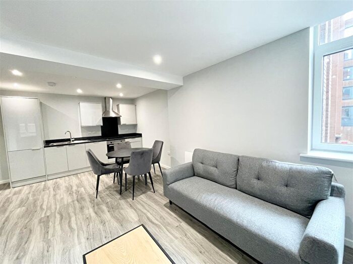 2 Bedroom Flat To Rent In All Six House, Derby Square, Liverpool, L2