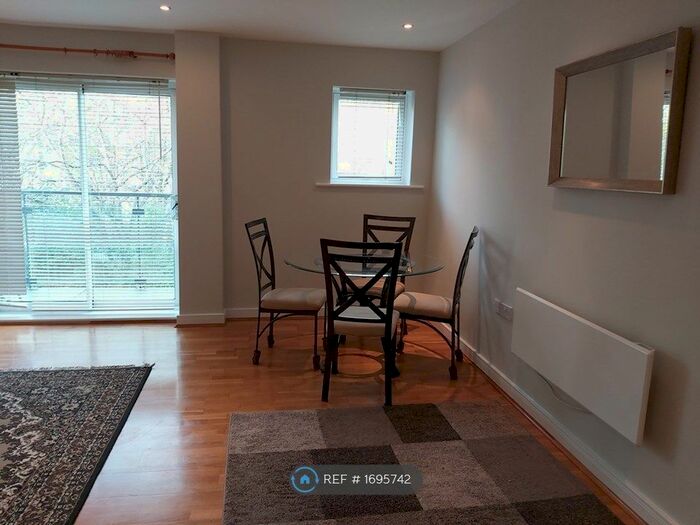 1 Bedroom Flat To Rent In Catalpa Court, London, SE13