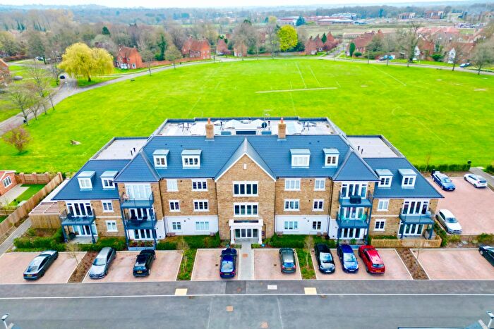 2 Bedroom Apartment To Rent In The Pavilion, Victory Gardens, Arborfield Green, Reading, Berkshire, RG2
