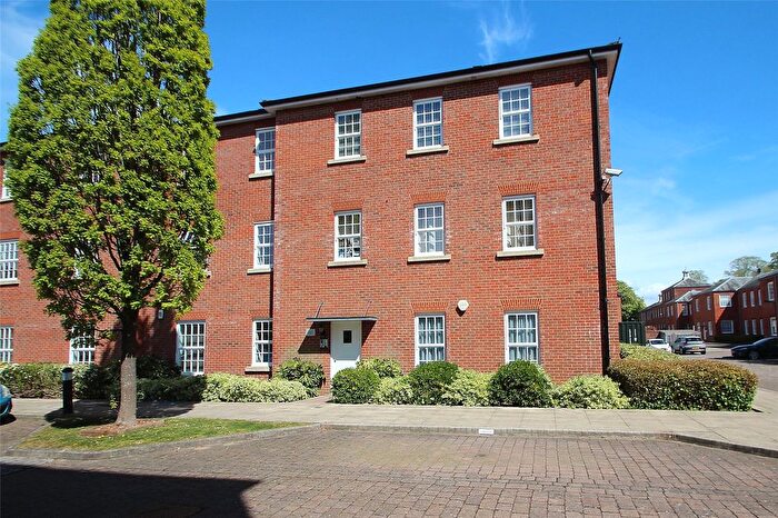 1 Bedroom Flat For Sale In North Square, Knowle, Fareham, Hampshire, PO17