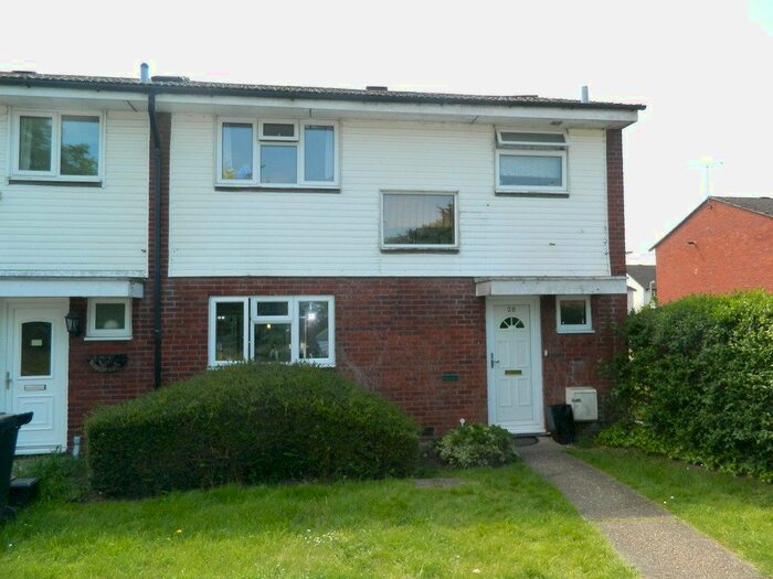 3 Bedroom End Of Terrace House To Rent In Lent Green Lane, Burnham, Buckinghamshire SL1