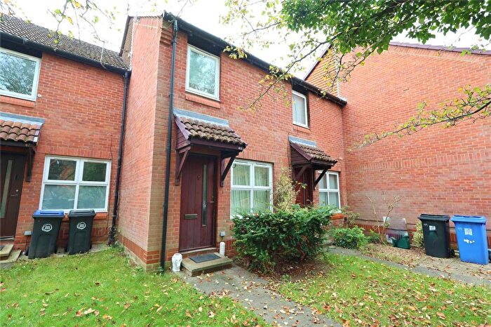 2 Bedroom Terraced House To Rent In Hedgerley Court, Woking, Surrey, GU21