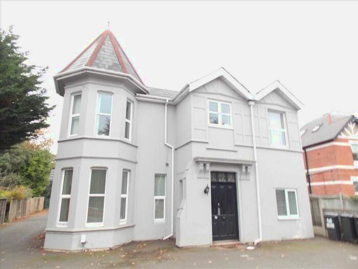 2 Bedroom Apartment To Rent In Wimborne Road, Winton, Bournemouth, BH3