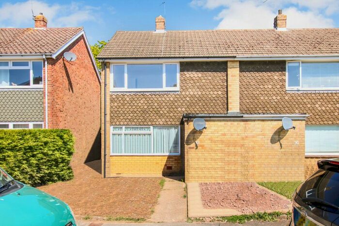 2 Bedroom Semi-Detached House To Rent In Harmers Hay Road, Hailsham, BN27