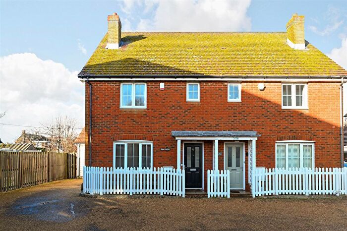 3 Bedroom Semi-Detached House To Rent In Badger Way, Camber, Rye, TN31