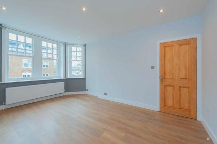 2 Bedroom Flat To Rent In Queen Caroline Street, London, W6