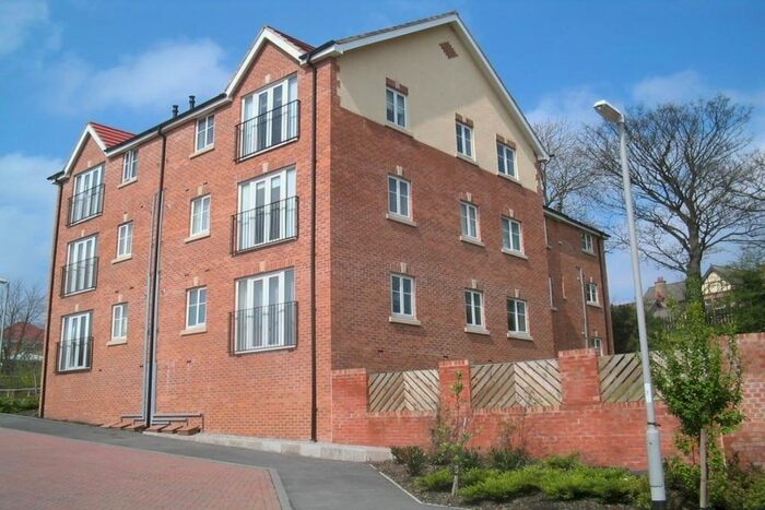 2 Bedroom Flat To Rent In Oast House Croft, Robin Hood, Wakefield, West Yorkshire, WF3