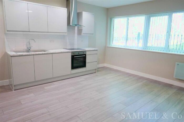 2 Bedroom Flat To Rent In Bath Street, Walsall WS1