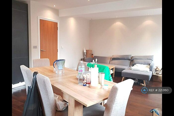 2 Bedroom Flat To Rent In Ferdinand Place, London, NW1