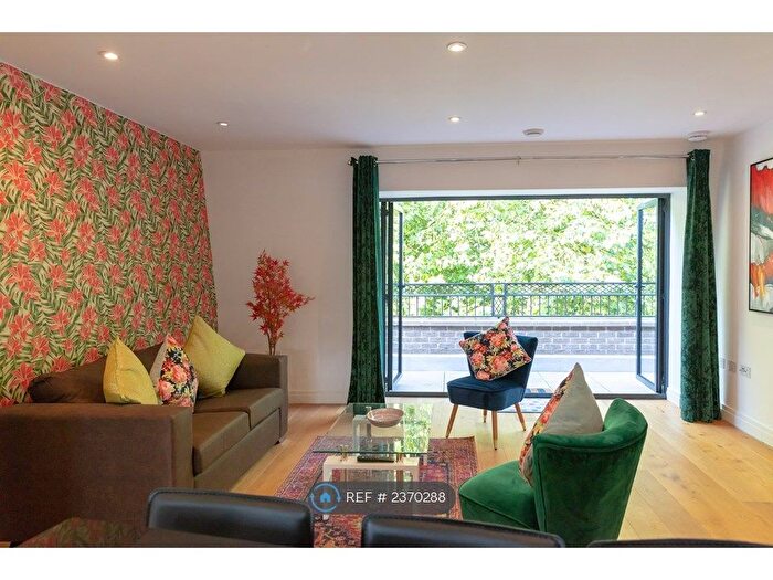 2 Bedroom Flat To Rent In Regent Terrace, Cambridge, CB2