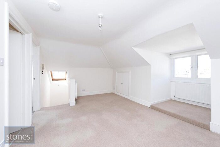 1 Bedroom Property To Rent In Lancaster Drive, London, NW3