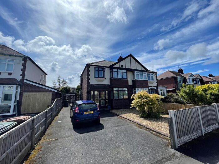 3 Bedroom Semi Detached House For Sale In Cornelius Drive, Thingwall, Wirral, CH61