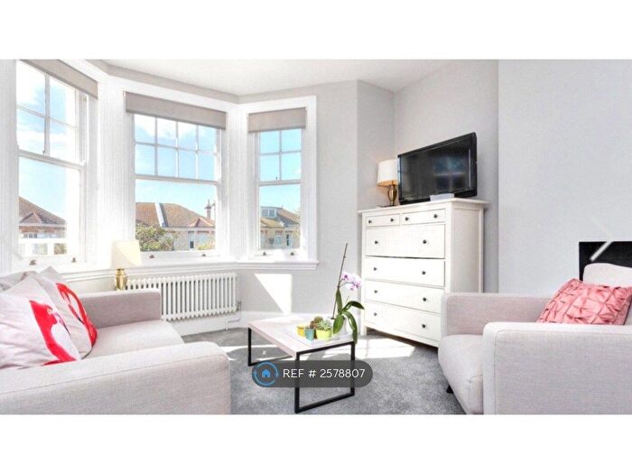 1 Bedroom Flat To Rent In Walsingham Road, Hove, BN3