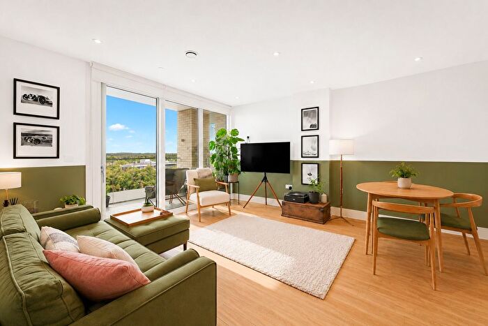 1 Bedroom Flat For Sale In Brixton Hill, London, SW2