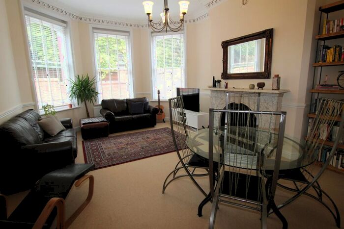 2 Bedroom Apartment To Rent In , The Park, NG7