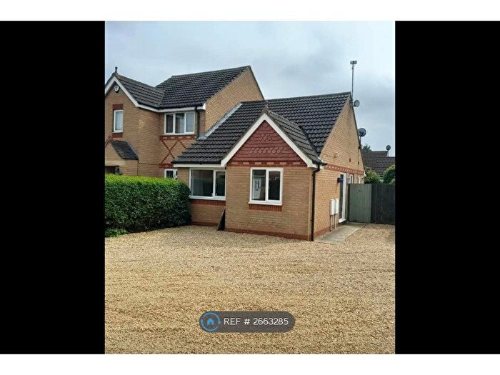 2 Bedroom Bungalow To Rent In Portchester Close, Peterborough, PE2