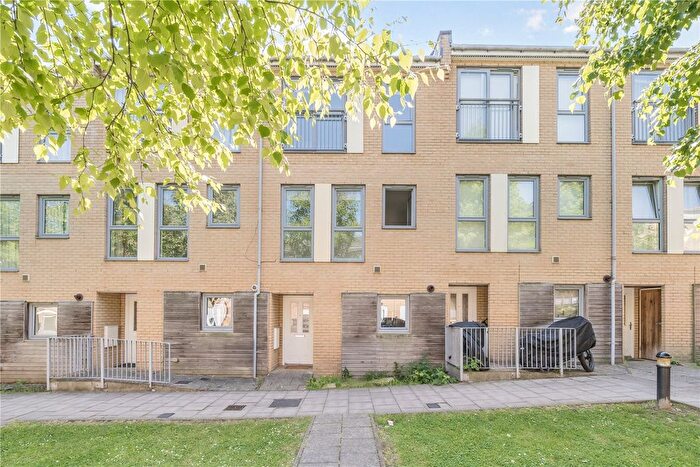 4 Bedroom Terraced House To Rent In Fortune Avenue, Edgware, HA8