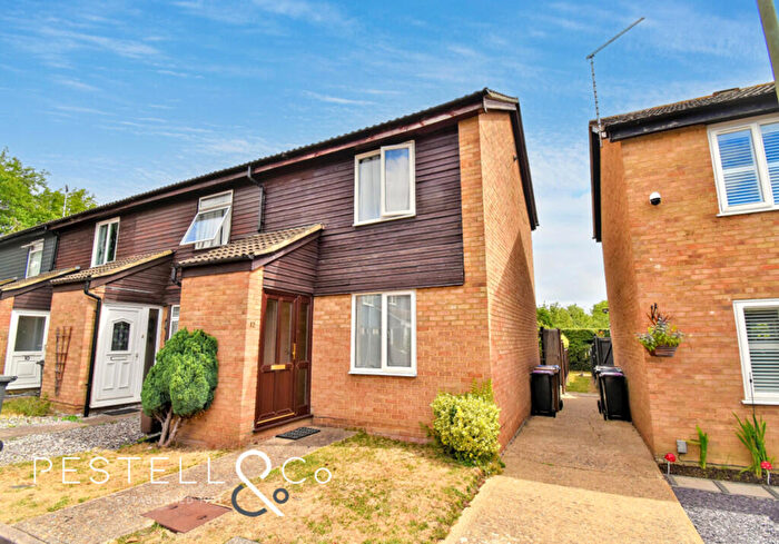 2 Bedroom End Of Terrace House For Sale In Sunningdale, Thorley Park, CM23