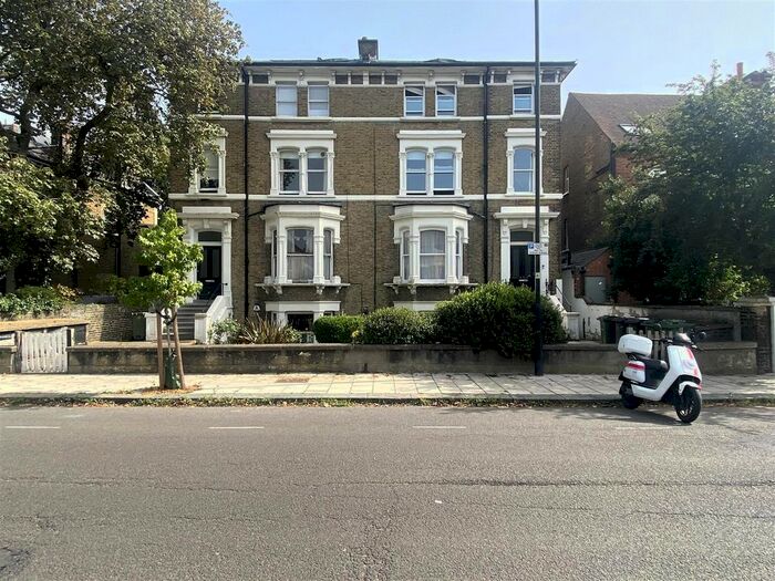 2 Bedroom Flat To Rent In Knatchbull Road, London, SE5