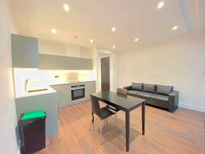 Studio To Rent In Neroli House, Goodman's Field, London, E1