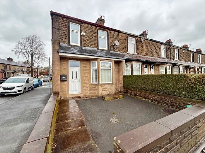 1 Bedroom End Terrace House To Rent In North Valley Road, Colne, BB8