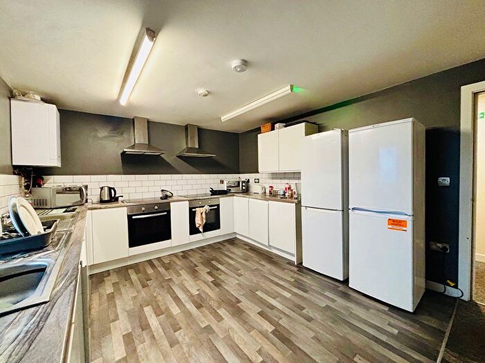 1 Bedroom Property To Rent In Colliery Road, Church Gresley, Swadlincote, DE11