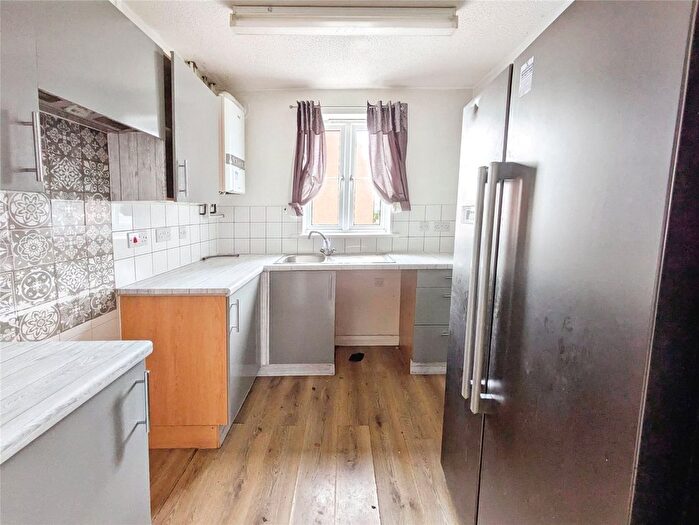 3 Bedroom End Of Terrace House For Sale In Kingsdown Road, Lincoln, Lincolnshire, LN6