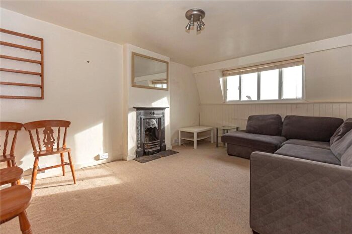 2 Bedroom Apartment To Rent In Cornwallis Crescent, Clifton, Bristol, BS8