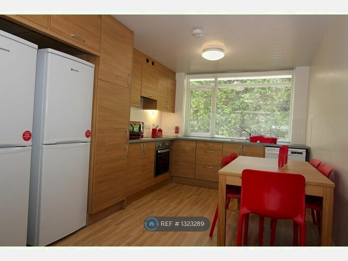 7 Bedroom Terraced House To Rent In Sparkford Close, Winchester SO22