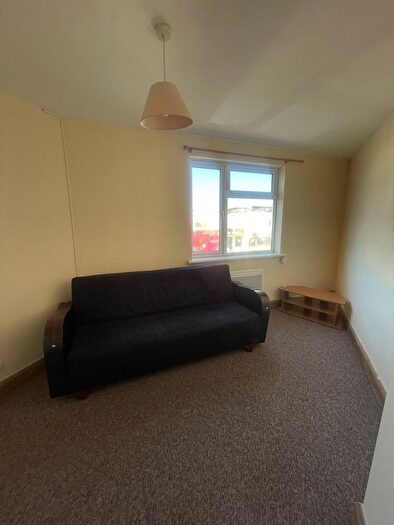 1 Bedroom Flat To Rent In Rush Green Road, Romford, Essex, RM7