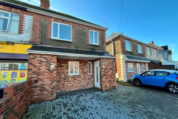 1 Bedroom Flat To Rent In Oakdale, BH15