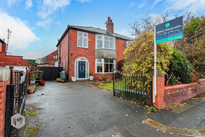 3 Bedroom Semi Detached House For Sale In Ashbourne Avenue, Bolton, Greater Manchester, BL2