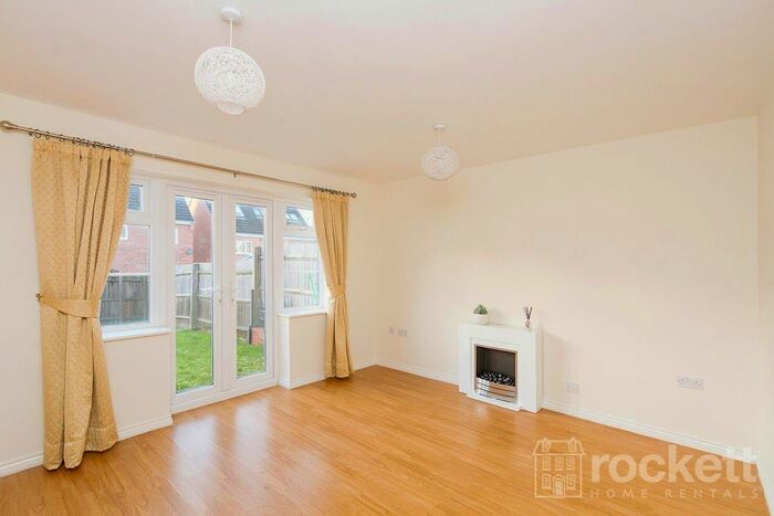 2 Bedroom Town House To Rent In Galingale View, Newcastle-Under-Lyme, ST5