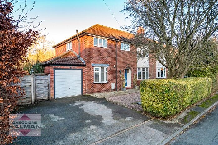 4 Bedroom Semi Detached House For Sale In Deanway, Wilmslow, SK9