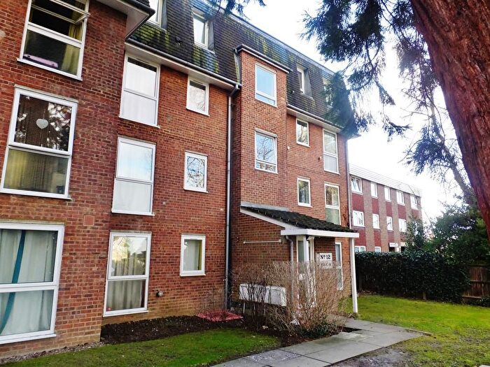 2 Bedroom Flat To Rent In All Saints Road, Sutton, SM1