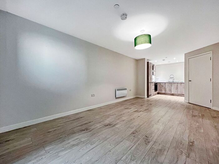 1 Bedroom Flat To Rent In Atkinson Street, Victoria Riverside Atkinson Street, LS10