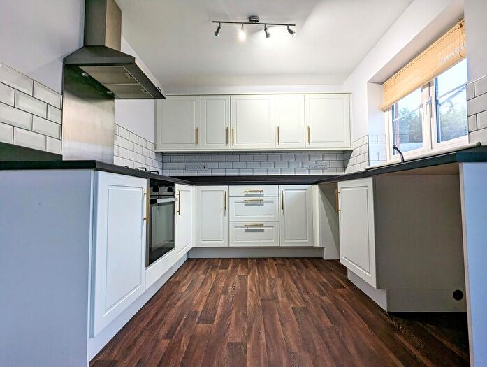 3 Bedroom Semi-Detached House To Rent In Clos Yr Eryr, Bridgend, CF35