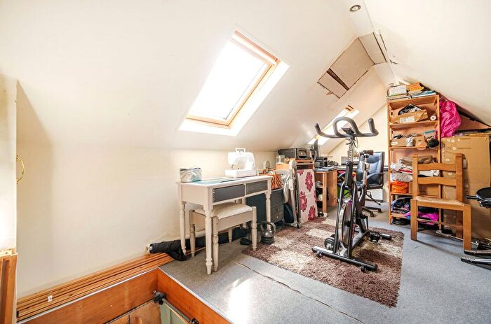 3 Bedroom Terraced House For Sale In Burpham, Guildford, Surrey, GU4