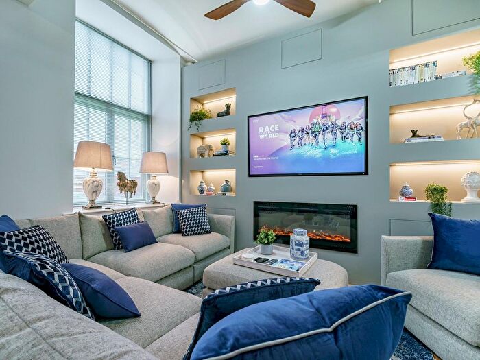 2 Bedroom Flat To Rent In Belfast, BT13