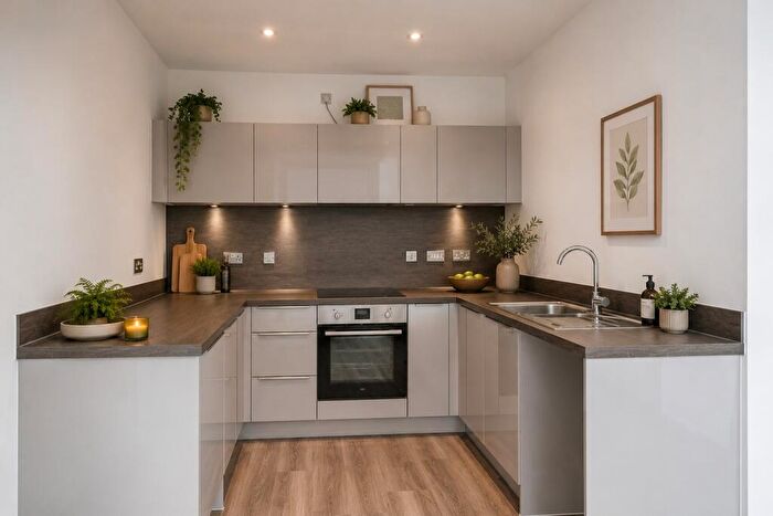 1 Bedroom Apartment For Sale In Merryweather Avenue, Bristol, BS7