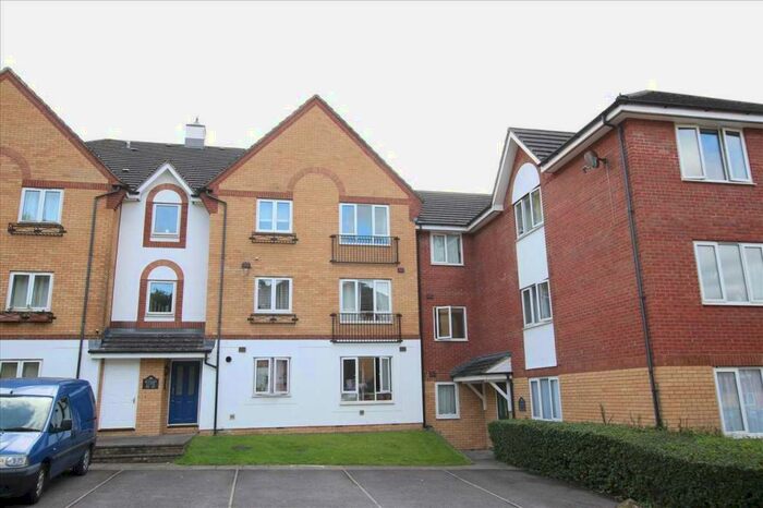 2 Bedroom Apartment To Rent In Butlers Close, Crews Hole, Bristol, BS5