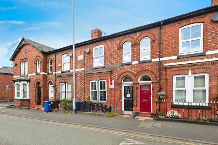 2 Bedroom Terraced House To Rent In Lowfield Road, Stockport, SK3