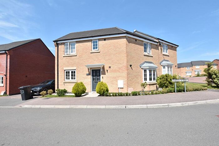 2 Bedroom Semi Detached House For Sale In Phipps Street, LE9