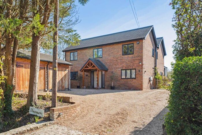 4 Bedroom Detached House For Sale In Drayton Beauchamp, HP22